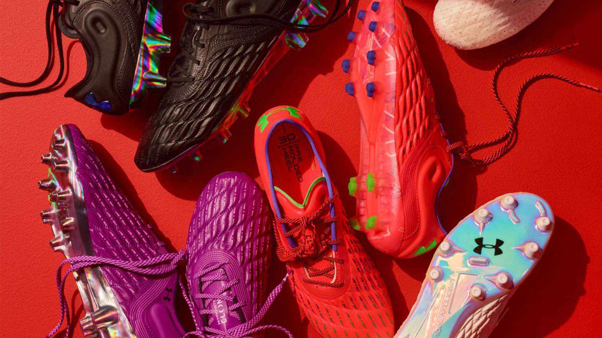 梅西正式加盟巴黎聖日耳曼 聯賽首秀還需等待.